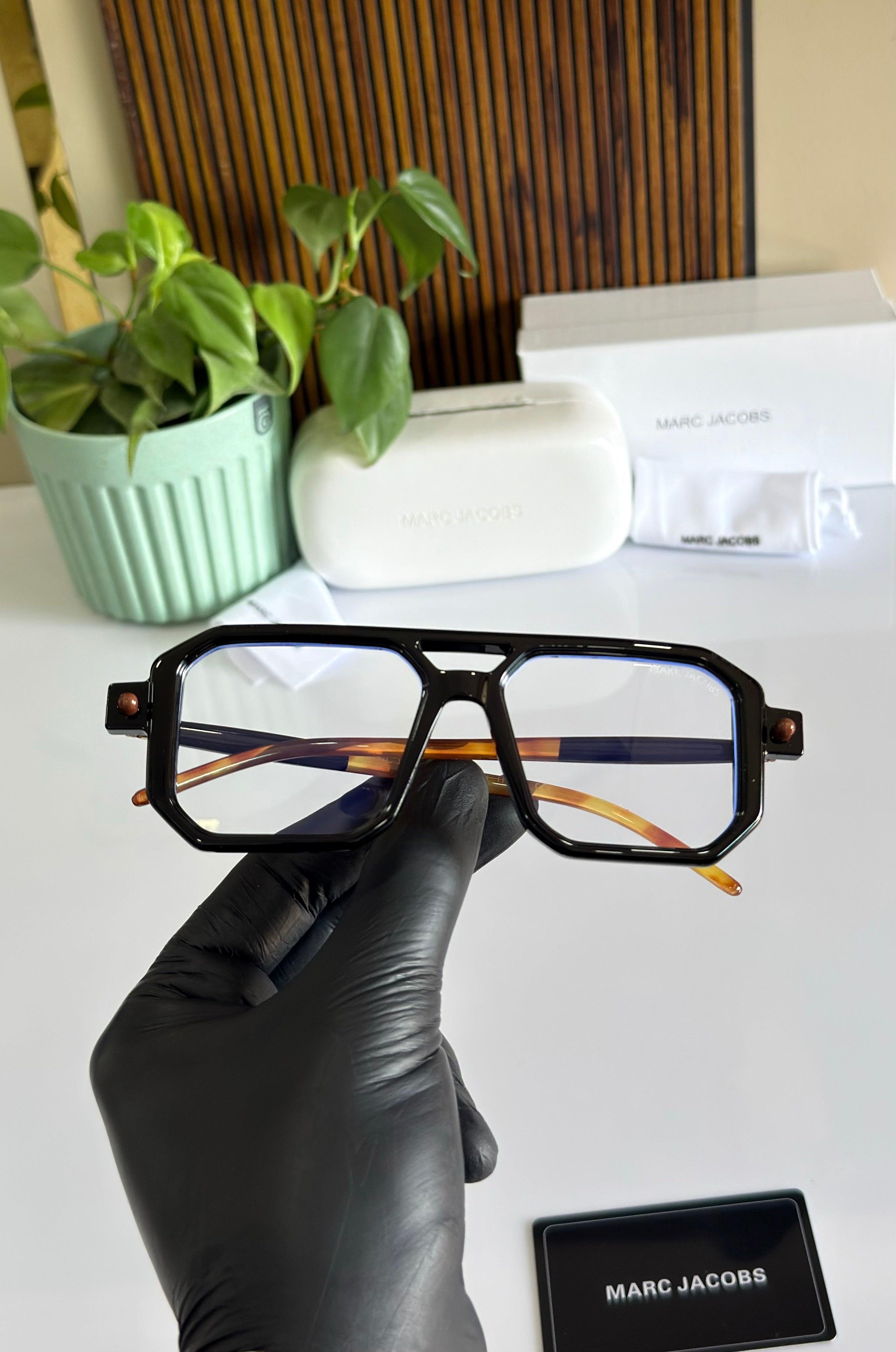RR 8709 BLACK-TIGER TRANSPARENT