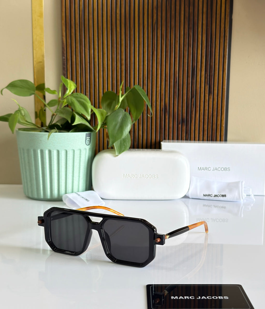 RR 8709 GLOSSY BLACK