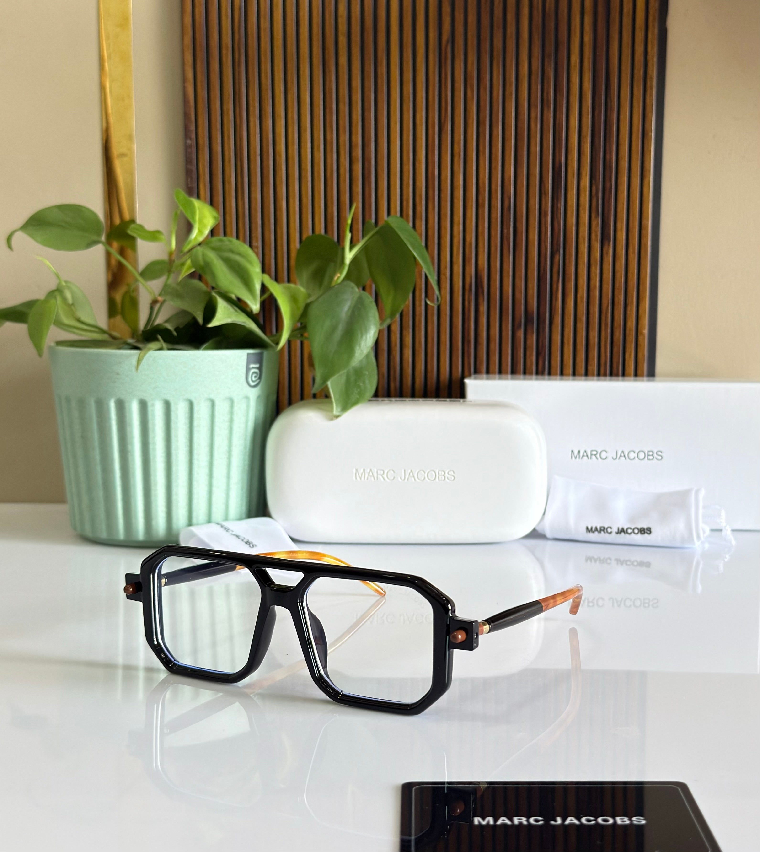 RR 8709 BLACK-TIGER TRANSPARENT
