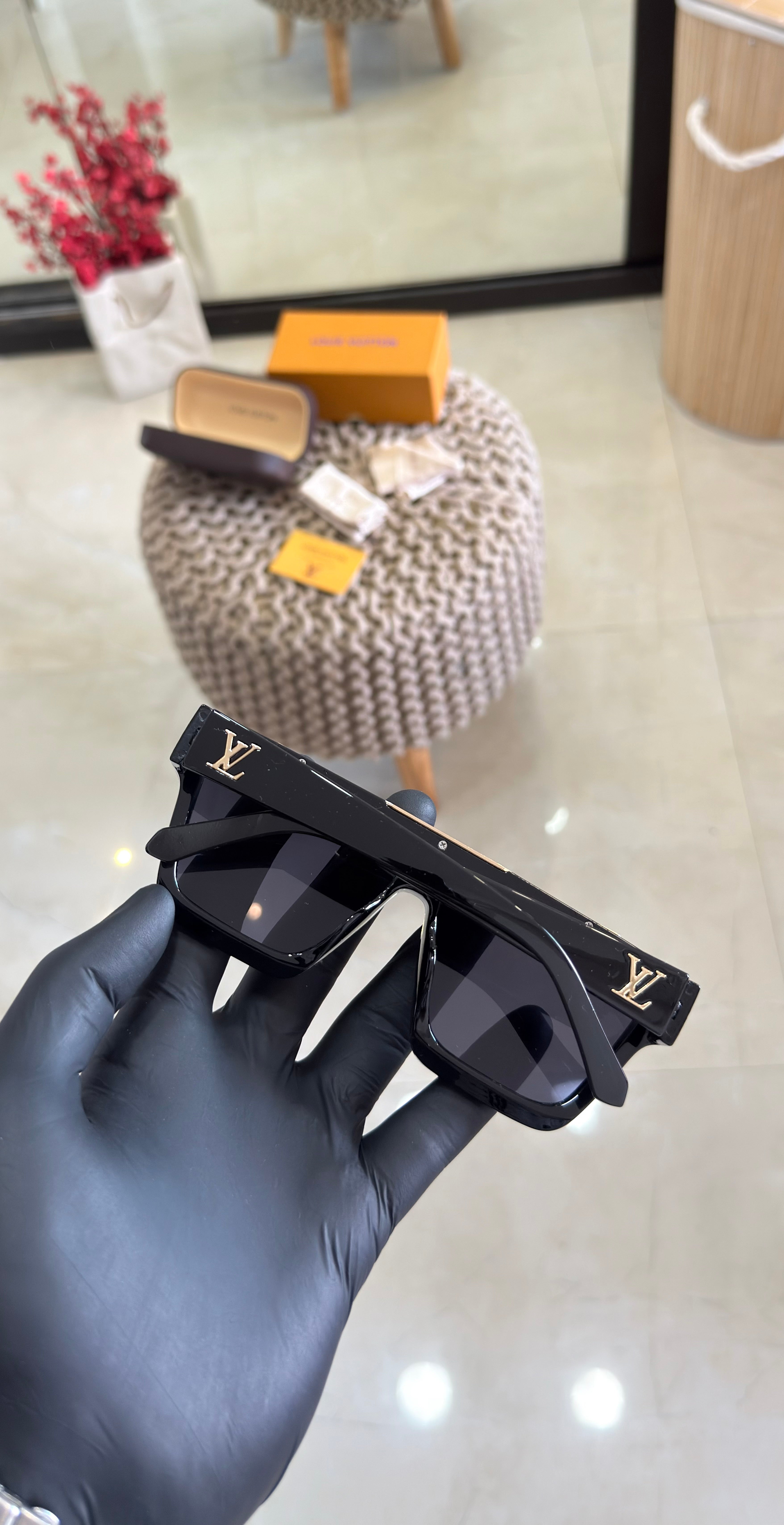 RR EVIDENCE/GOLD BLACK