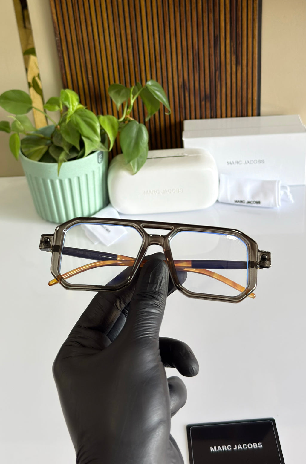 RR 8709 GREY TRANSPARENT