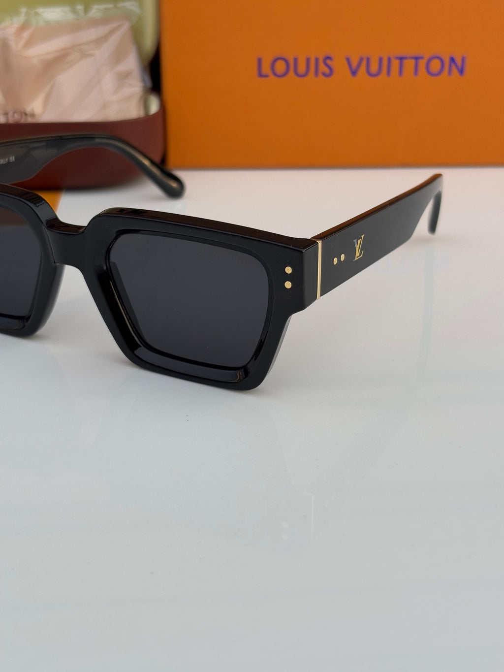 Louis wayfarer glossy black