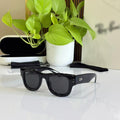 RF PUFFR GLOSSY BLACK