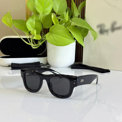 RF PUFFR GLOSSY BLACK